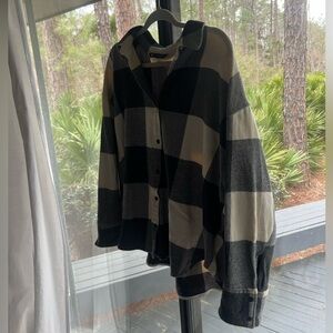 Soft and comfy Zara XL black and grey flannel shirt.